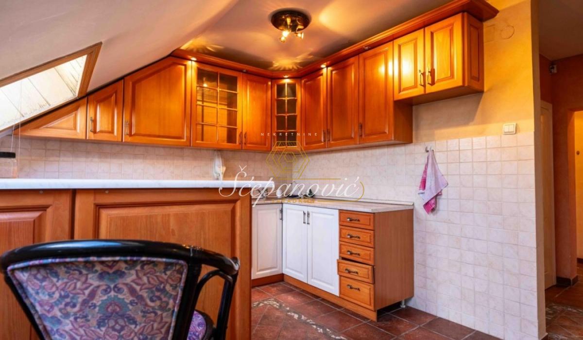 Petosoban stan na prodaju, Kej, Novi Sad, 179m², 400.000 €