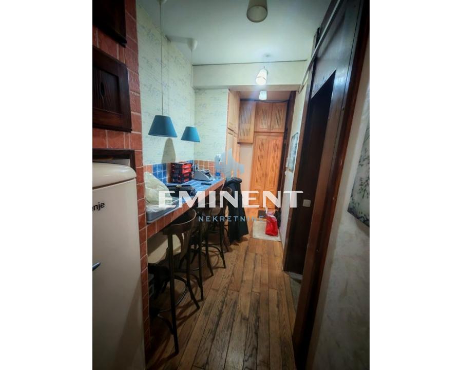 prodaja-kuca-fqyMZ1YIPA Trosoban stan na prodaju, Centar, Kopaonik, 90m², 420.000 €
