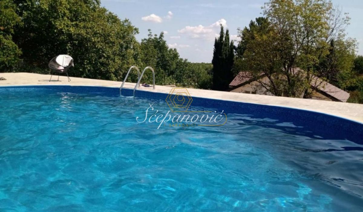 Kuća Prodaja Novi Sad Alibegovac 212 m2
