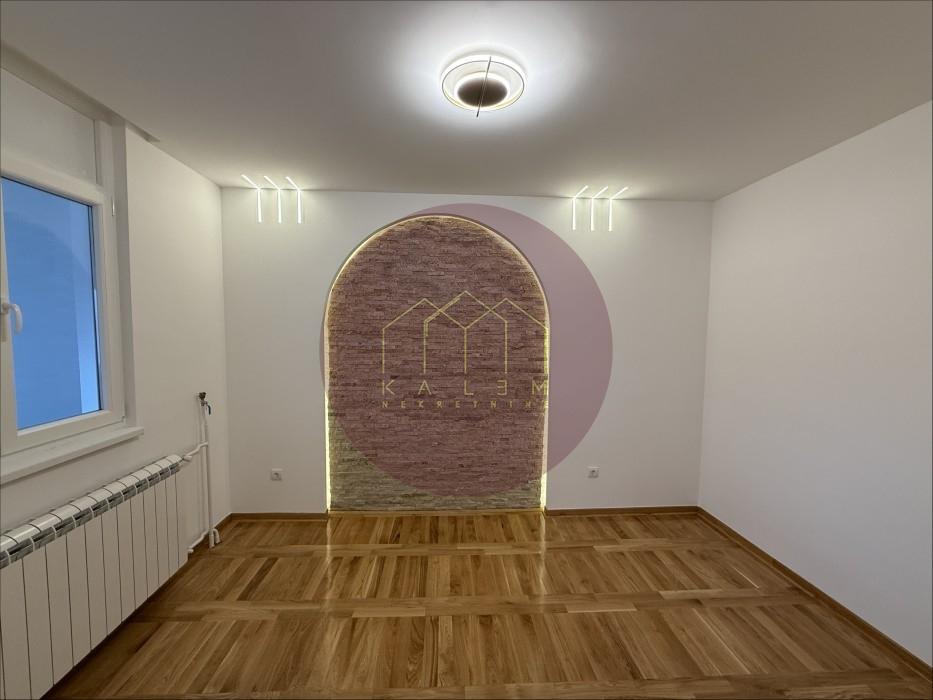 prodaja-kuca-jmYeUgO58Y Četvorosoban stan na prodaju, Kneza Miloša, Beograd, 105m², 388.400 €