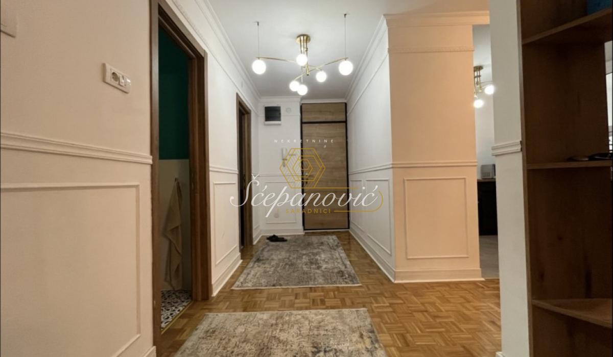 prodaja-kuca-lA53rsHhJj Četvorosoban stan na prodaju, Sajmište, Novi Sad, 96m², 240.000 €