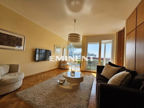 Stan Izdavanje Beograd Blok 23 73 m2