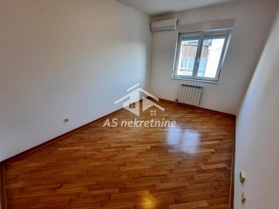 prodaja-kuca-lswZ7StqXo Petosoban stan za izdavanje, Hram Svetog Save, Beograd, 172m², 5. sprat, 2.000 €/mes