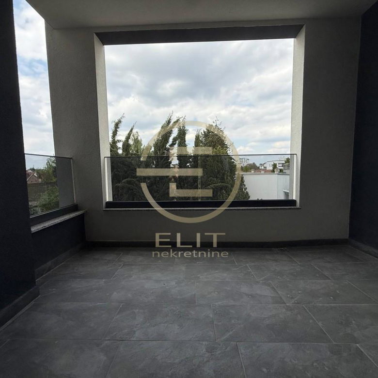 Višesoban stan na prodaju, Bulevar Evrope, Novi Sad, 136m², 367.200 €