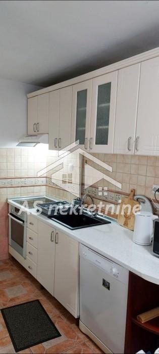 Stan Izdavanje Beograd Stan Izdavanje Beograd Bežanijska Kosa 1 70 m2