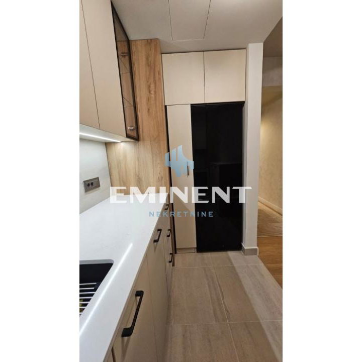 Stan Prodaja Beograd Blok 65 76 m2