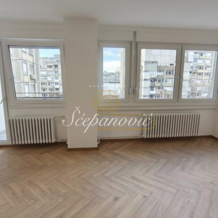 Stan Prodaja Novi Sad  73 m2