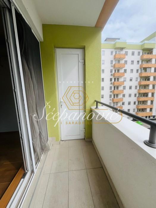 Trosoban stan na prodaju, Rotkvarija, Novi Sad, 56m², 240.000 €