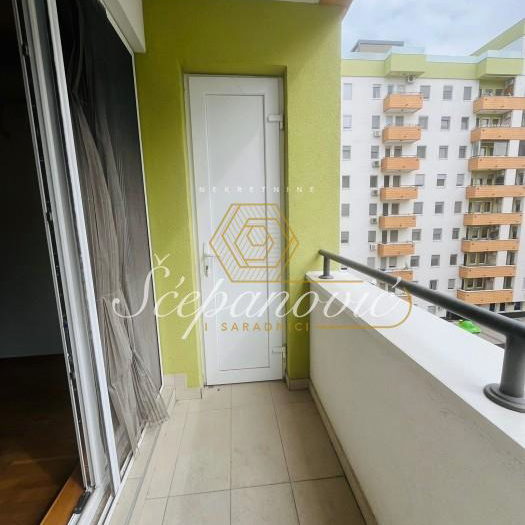 Trosoban stan na prodaju, Rotkvarija, Novi Sad, 56m², 240.000 €