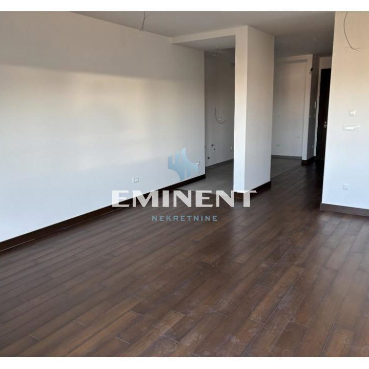 Stan Prodaja Beograd Crveni Krst Vračar 119 m2