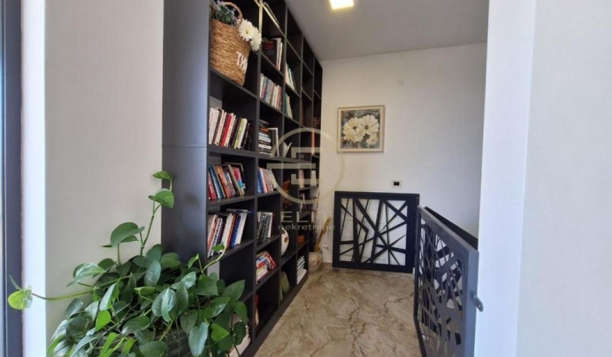prodaja-kuca-vG1ufG1qvq Petosoban stan na prodaju, Sremska Kamenica, Novi Sad, 145m², 390.000 €