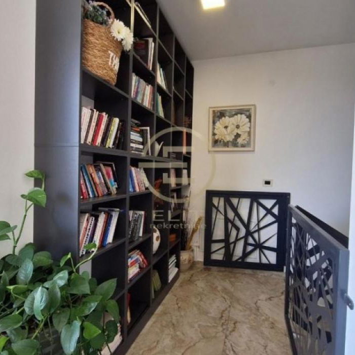 Petosoban stan na prodaju, Sremska Kamenica, Novi Sad, 145m², 390.000 €