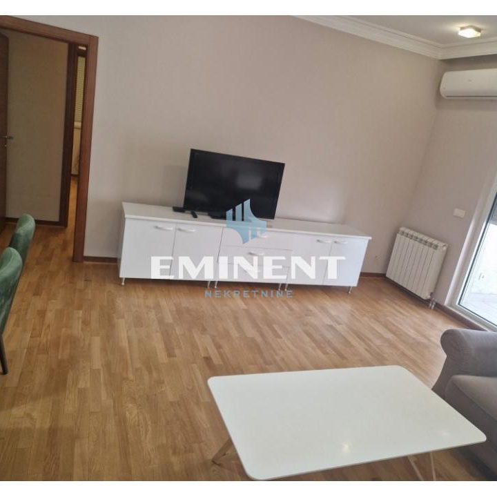 Stan Izdavanje Beograd Voždovačka Crkva 120 m2