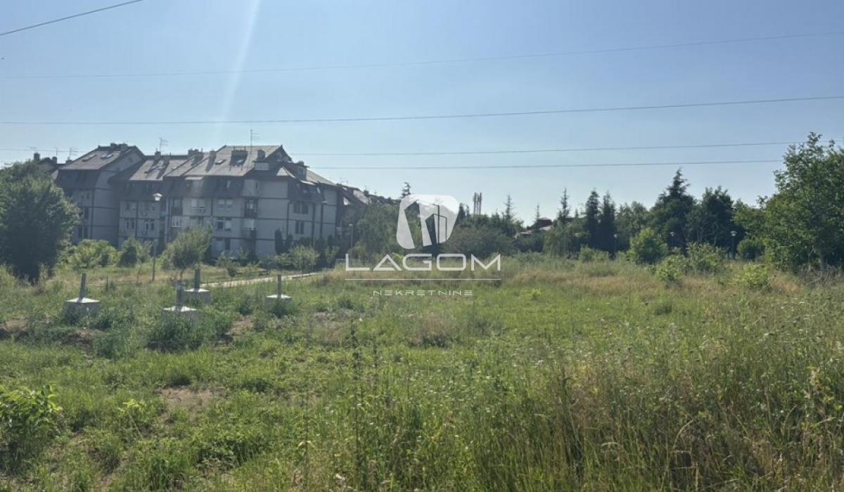 Plac Prodaja Beograd Resnik 1994 m2