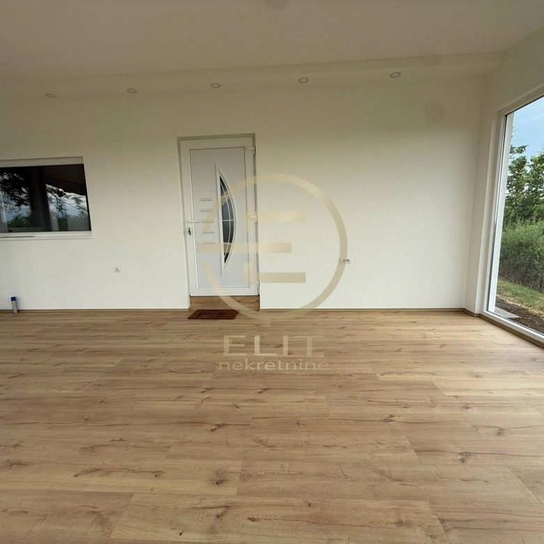 Kuća na prodaju, Banoštor, Beočin, 68m², 142.000 €