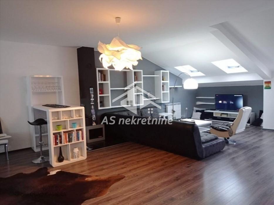 Trosoban stan na prodaju, Cvetkova Pijaca, Beograd, 133m², 279.000 €