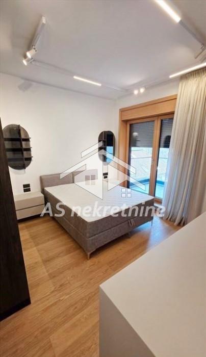 Stan Izdavanje Beograd Centar (Savski Venac) 95 m2