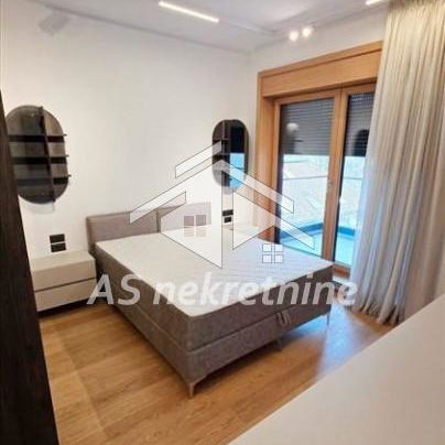 Stan Izdavanje Beograd Centar (Savski Venac) 95 m2