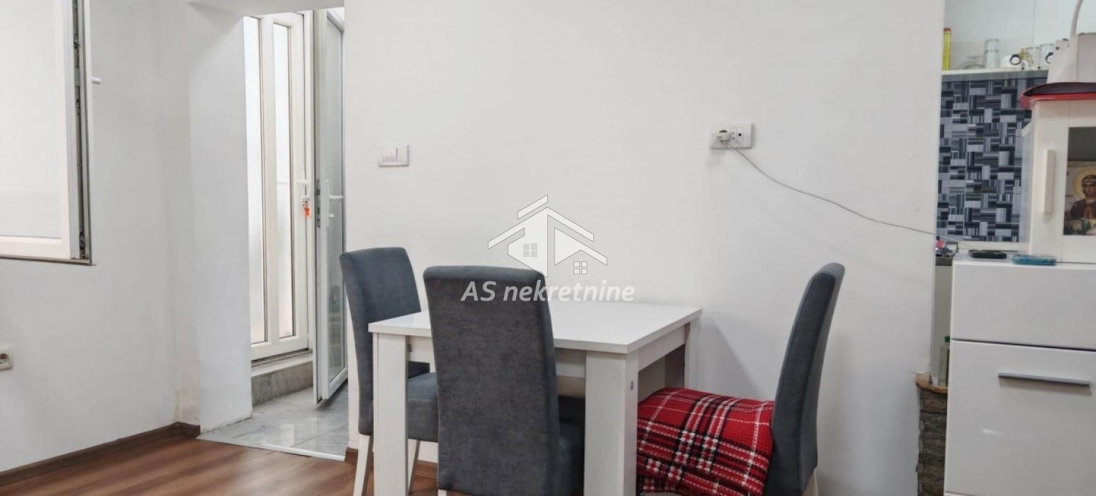Jednosoban stan na prodaju, Karaburma, Beograd, 25m², 80.000 €