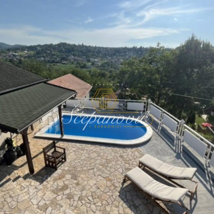 Kuća Prodaja Novi Sad  223 m2
