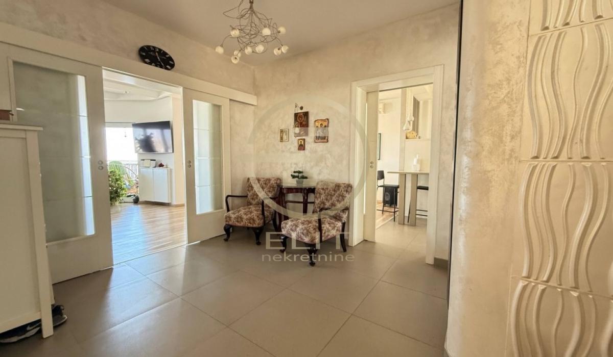 prodaja-lokala-6Gyst9DroB Kuća na prodaju, Petrovaradin, Novi Sad, 273m², 450.000 €