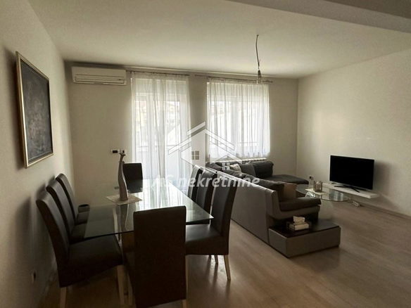 Stan Izdavanje Beograd Lekino Brdo 81 m2