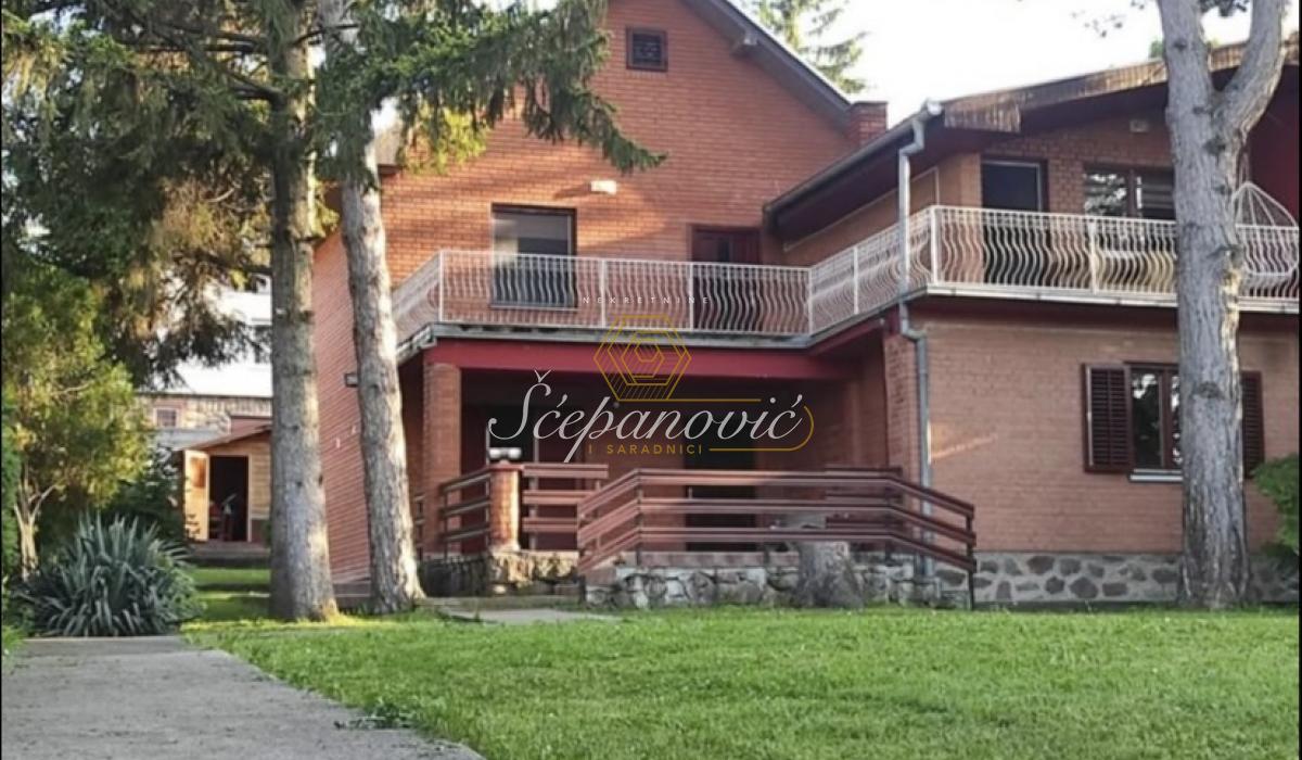 Kuća na prodaju, Čerević, Beočin, 102m², 265.000 €