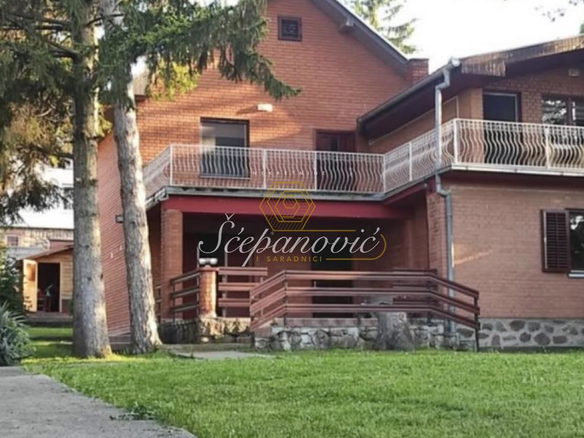 Kuća Prodaja Beočin  102 m2