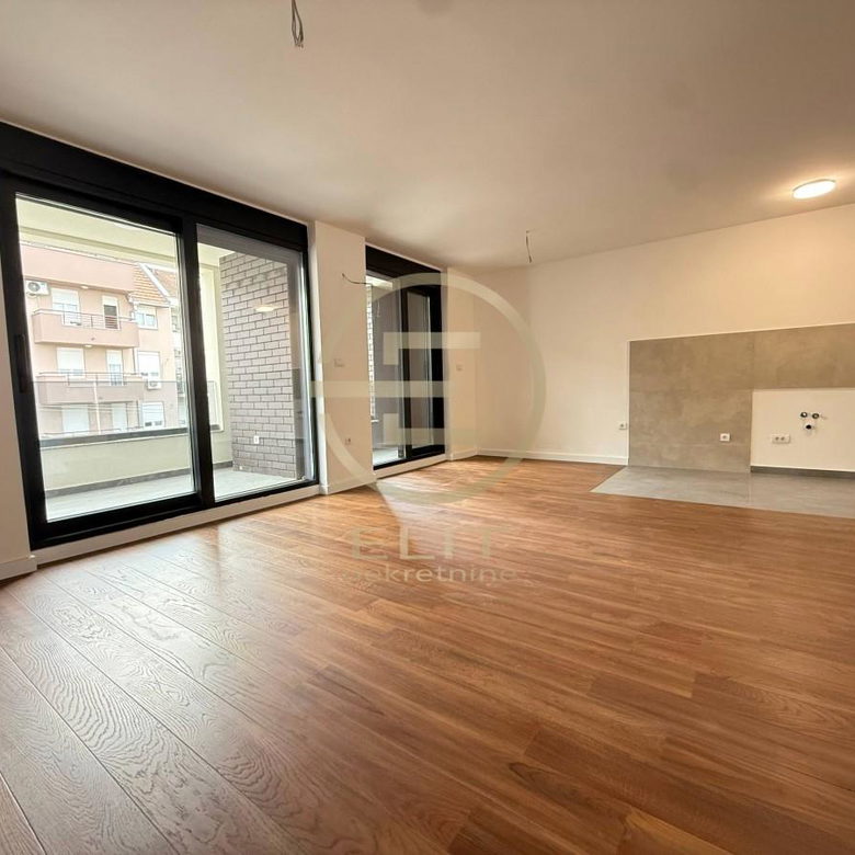 Stan Prodaja Novi Sad  136 m2