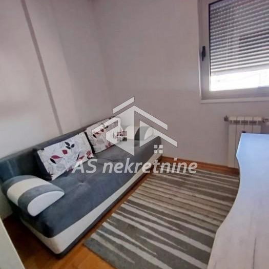 Trosoban stan za izdavanje, Vukov Spomenik, Beograd, 59m², 800 €/mes