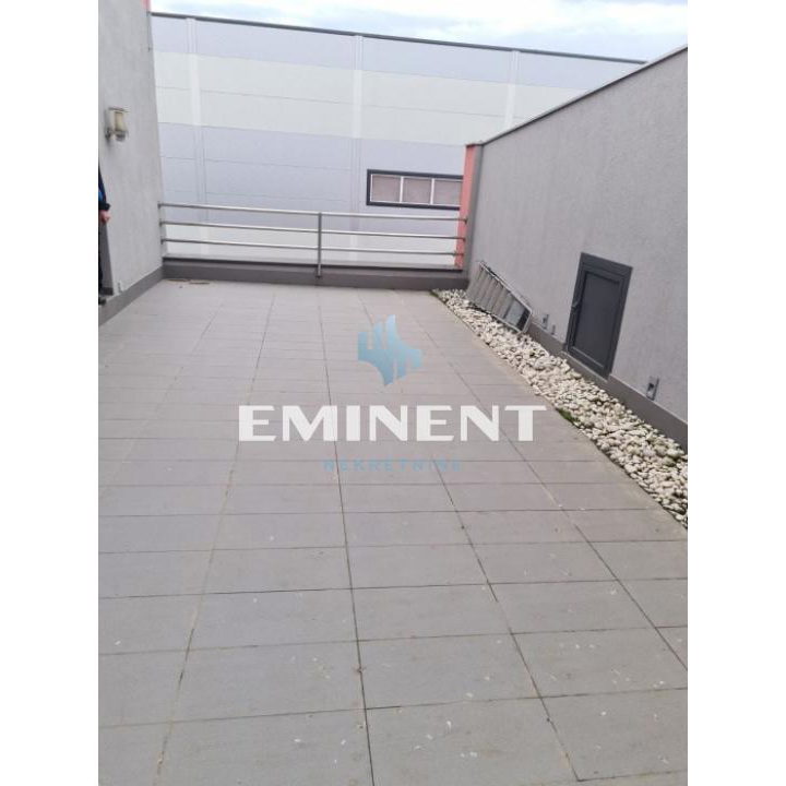 Lokal za izdavanje, Zemun Polje, Beograd, 2776m², 19.000 €/mes