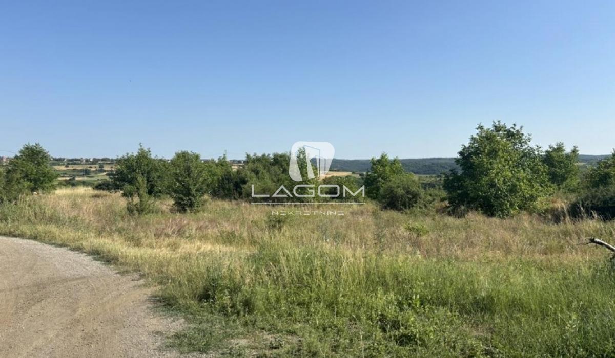 Plac Prodaja Beograd Resnik 1994 m2