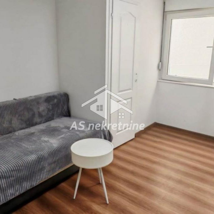 Stan Prodaja Beograd Karaburma 25 m2