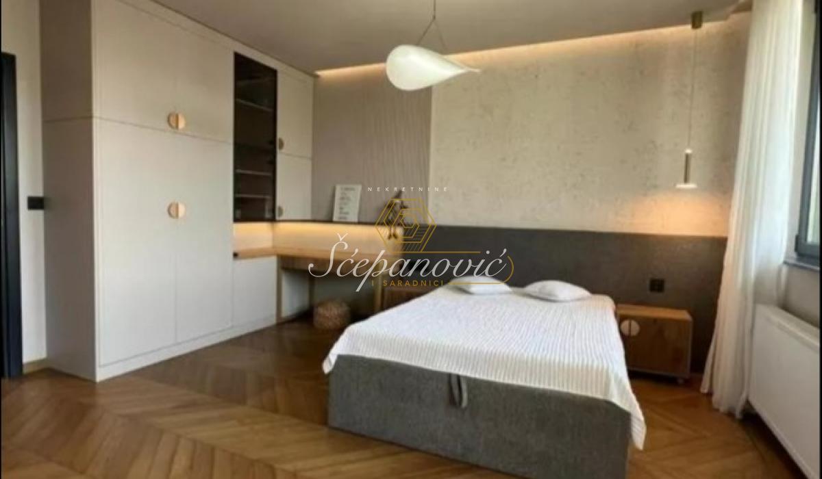Stan Prodaja Novi Sad  93 m2