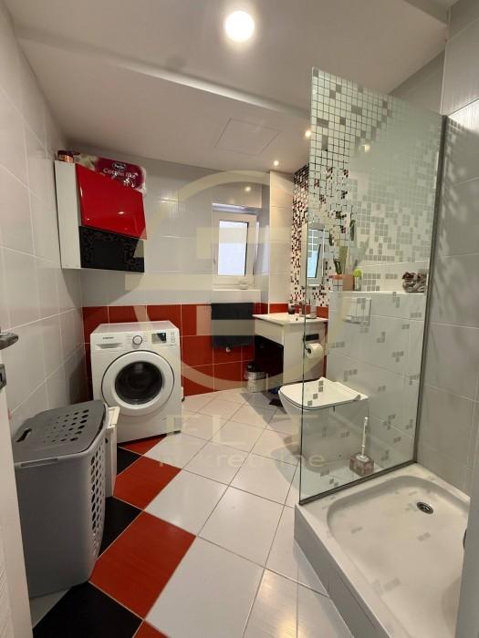 prodaja-lokala-IyBAEuJGDe Kuća na prodaju, Petrovaradin, Novi Sad, 273m², 450.000 €