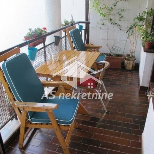 Trosoban stan za izdavanje, Dedinje, Beograd, 90m², 1.400 €/mes