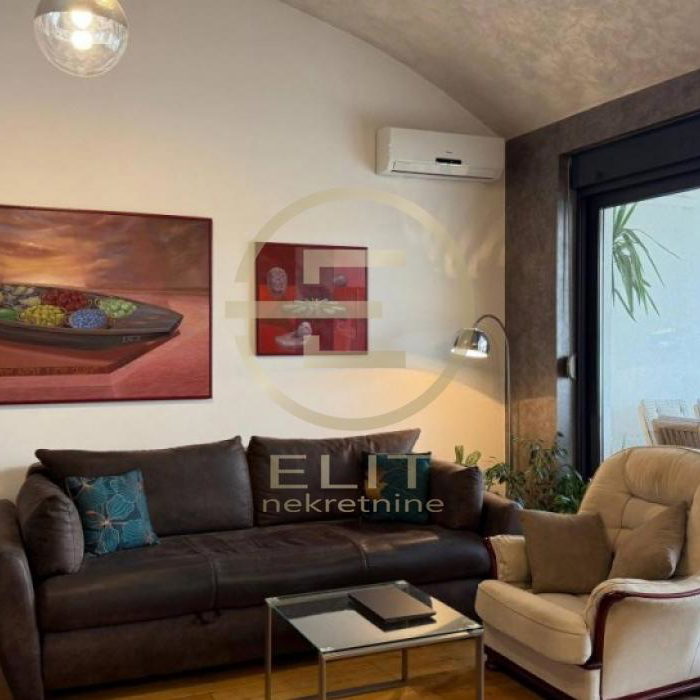 Stan Prodaja Novi Sad  117 m2