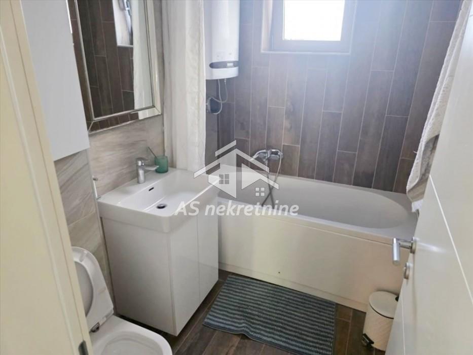 prodaja-lokala-NKTrcq1fHW Četvorosoban stan za izdavanje, Tašmajdan, Beograd, 80m², 1.800 €/mes
