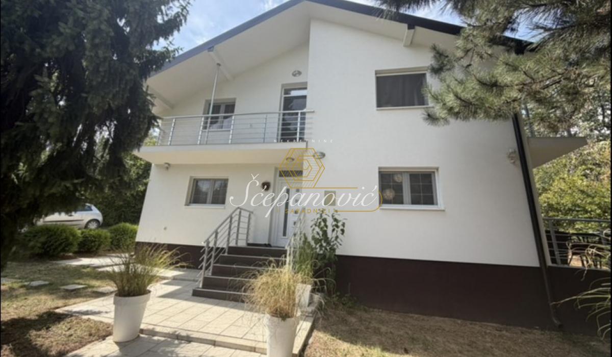 Kuća Prodaja Novi Sad Alibegovac 212 m2