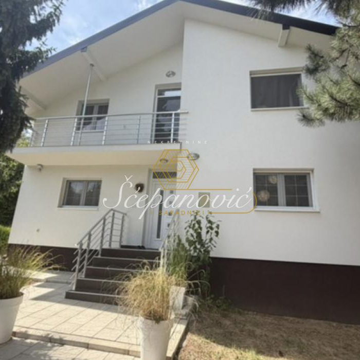Kuća Prodaja Novi Sad Alibegovac 212 m2