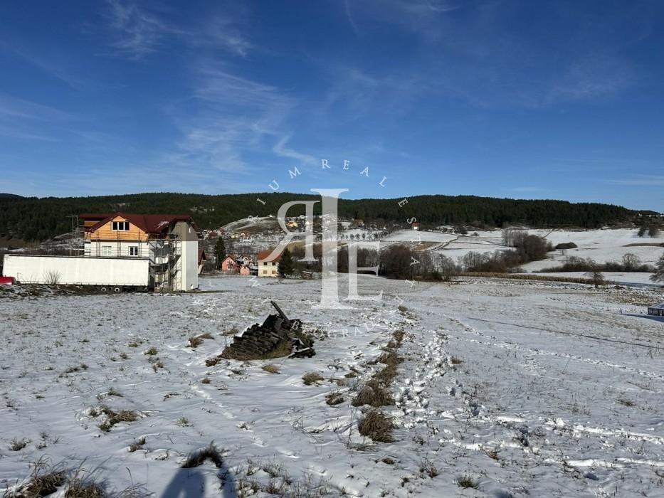 Plac Prodaja Tara Plac Prodaja Tara 32 m2