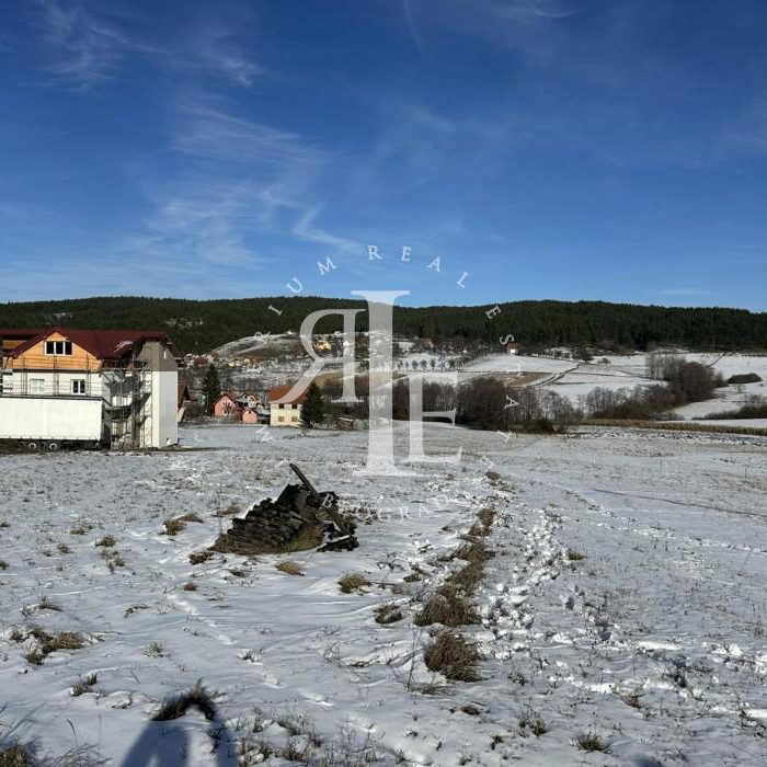 Plac Prodaja Tara  32 m2