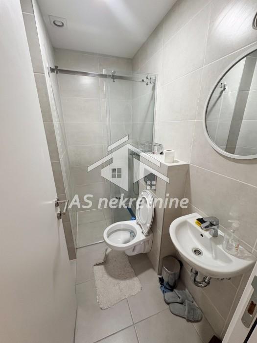 Četvorosoban stan za izdavanje, Banjica, Beograd, 79m², 1.400 €/mes