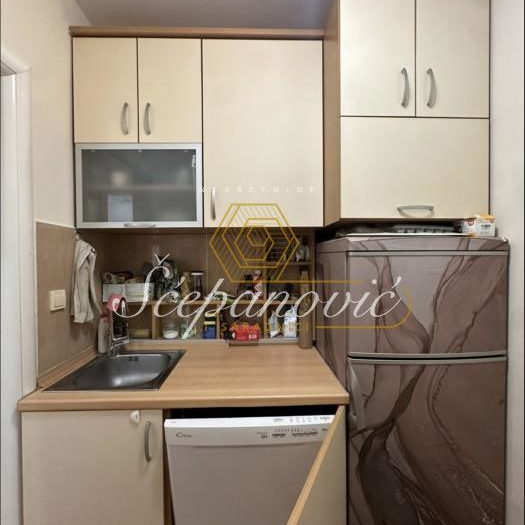 Stan Prodaja Novi Sad  79 m2
