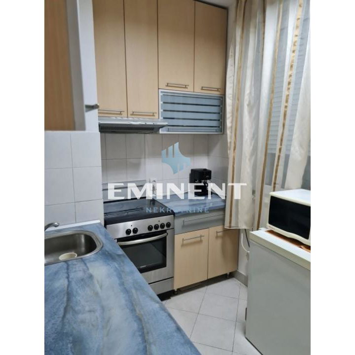 Stan Izdavanje Beograd Blok 22 84 m2