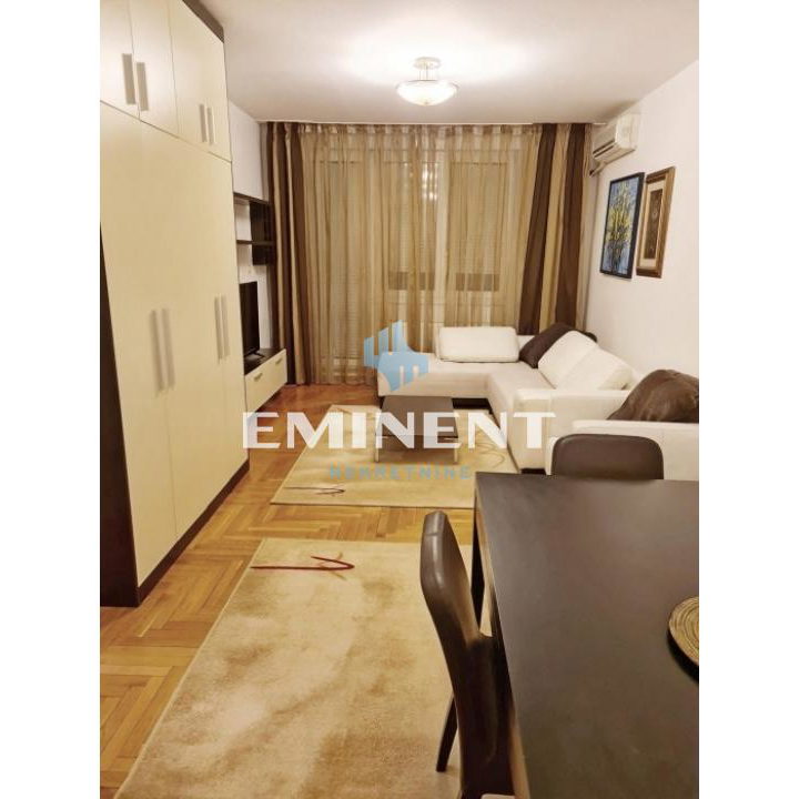 Stan Izdavanje Beograd Blok 22 84 m2