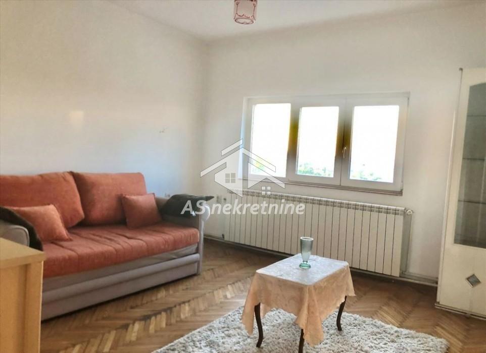 Trosoban stan na prodaju, Hala Pionir, Beograd, 70m², 250.000 €
