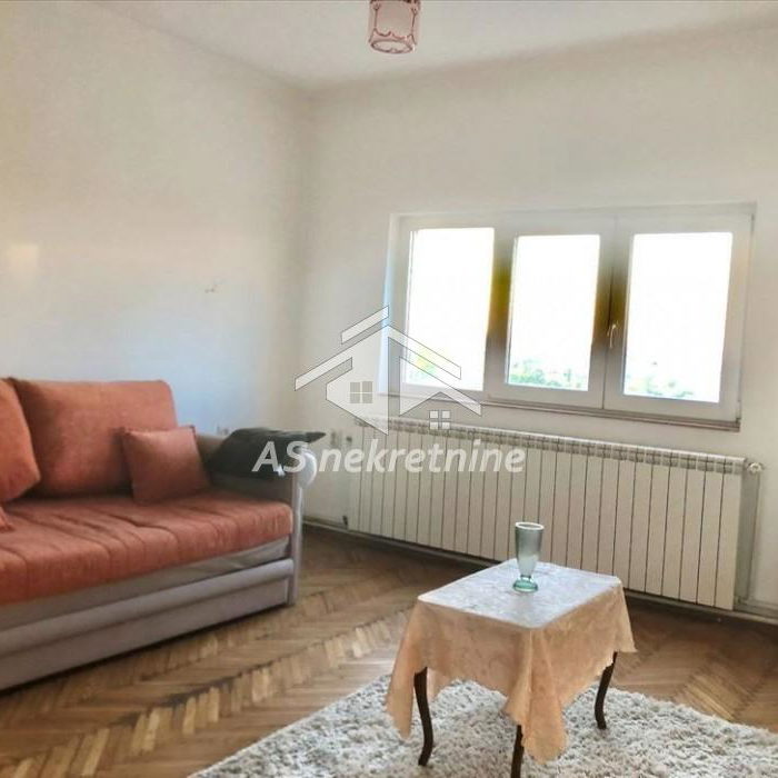 Trosoban stan na prodaju, Hala Pionir, Beograd, 70m², 250.000 €