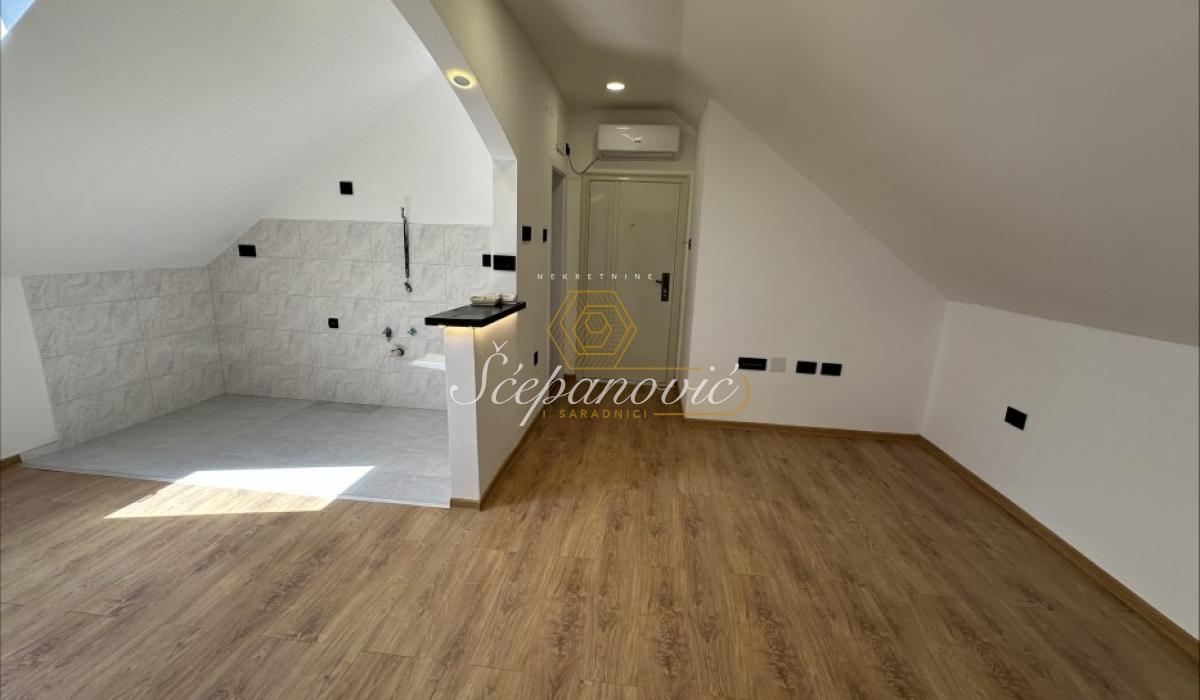Stan Prodaja Novi Sad Stan Prodaja Novi Sad Bulevar Patrijarha Pavla 60 m2