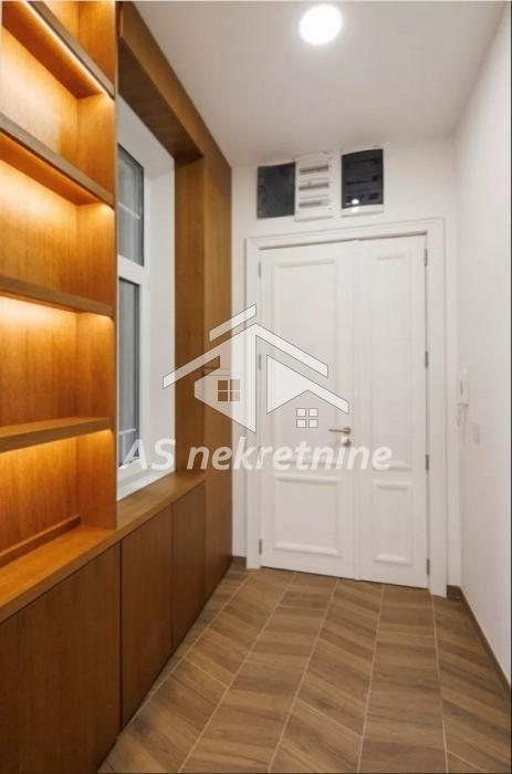 Lokal za izdavanje, Terazije, Beograd, 121m², 2.200 €/mes